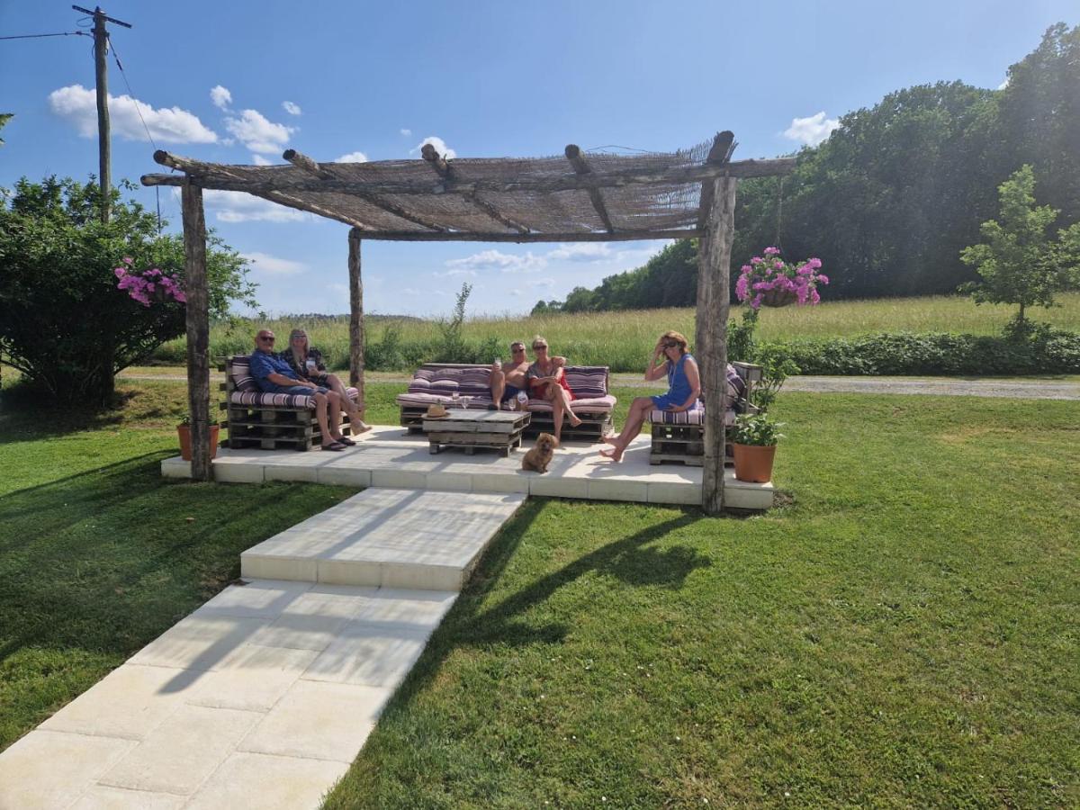 Villa Le Shedeaux Saint-Privat-des-Prés Esterno foto